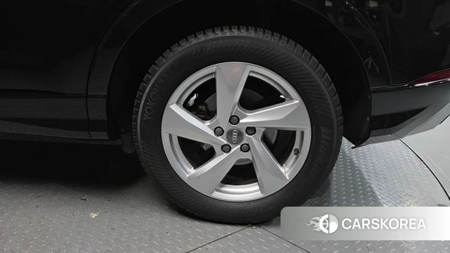 Audi Q3 (F3) id 4268689 из Кореи 13
