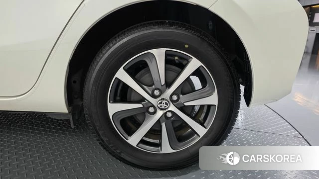 Toyota Prius C id 4482764 из Кореи 13