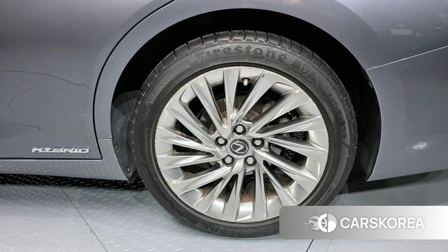 Lexus ES300h 7th generation id 4384785 из Кореи 13