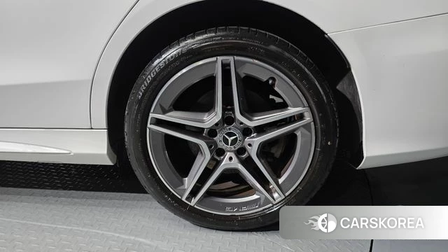 Mercedes-Benz C-Class W205 id 4637176 из Кореи 13