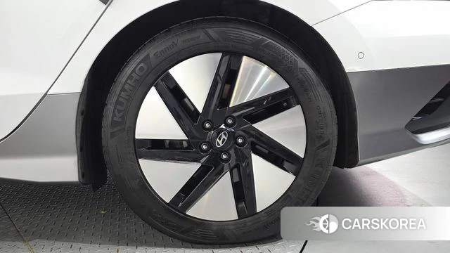 Hyundai Ionic 6 id 4893802 из Кореи 13