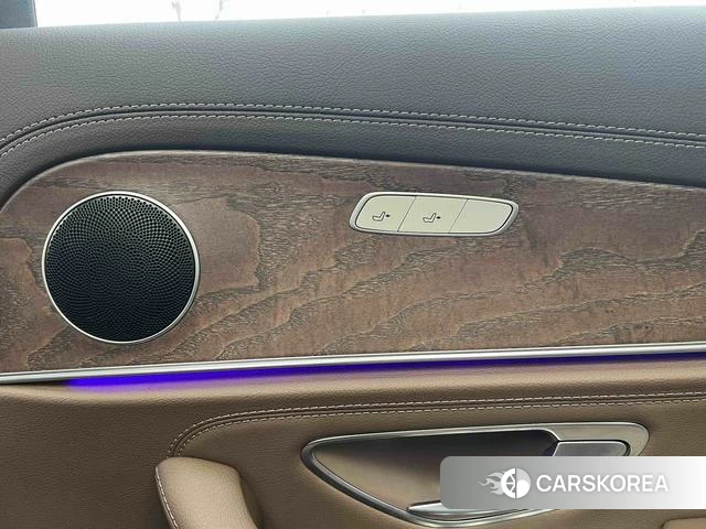 Mercedes-Benz E-class id 4265404 из Китая 13