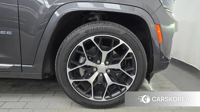 Jeep Grand Cherokee (WL) id 4706476 из Кореи 13
