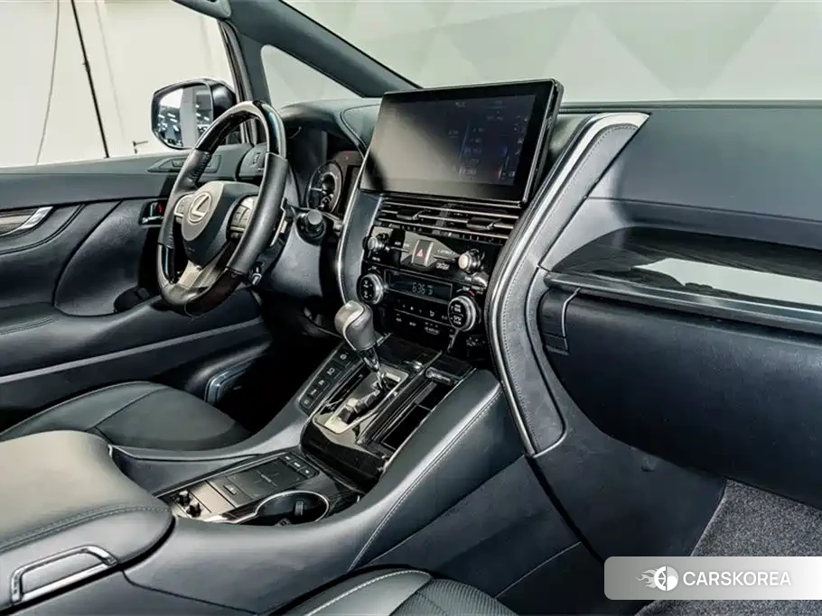 Lexus LM id 4589086 из Китая 13