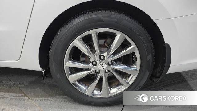 Kia The New Carnival id 4563075 из Кореи 13