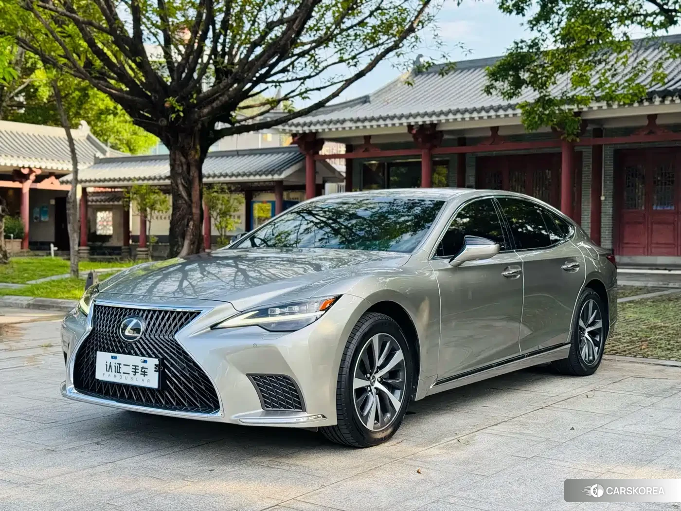 Lexus LS id 4664425 из Китая 13