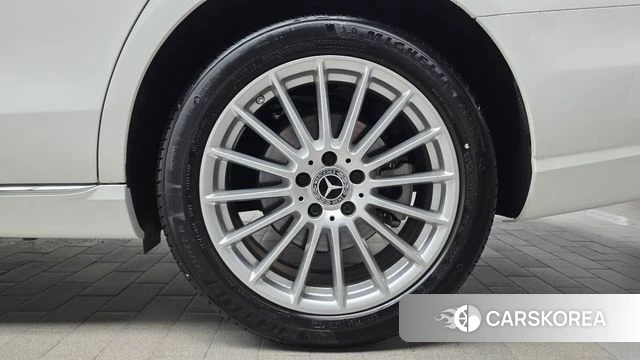 Mercedes-Benz E-Class W213 id 4706831 из Кореи 13