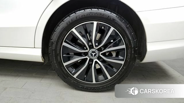 Mercedes-Benz C-Class W205 id 4250723 из Кореи 13