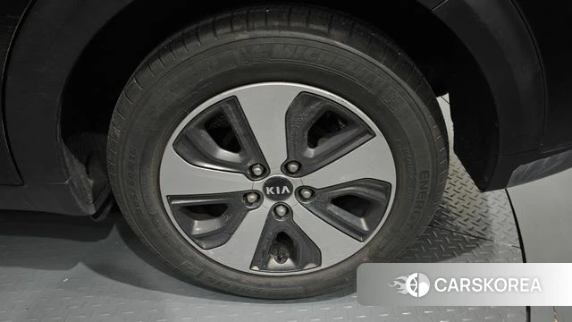 Kia Niro id 4295225 из Кореи 13