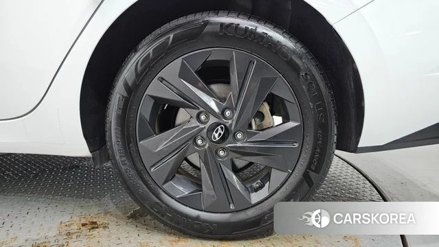 Hyundai Avante (CN7) id 4688680 из Кореи 13