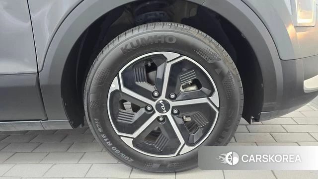 Kia Di Ol Nu Niro id 4916670 из Кореи 13
