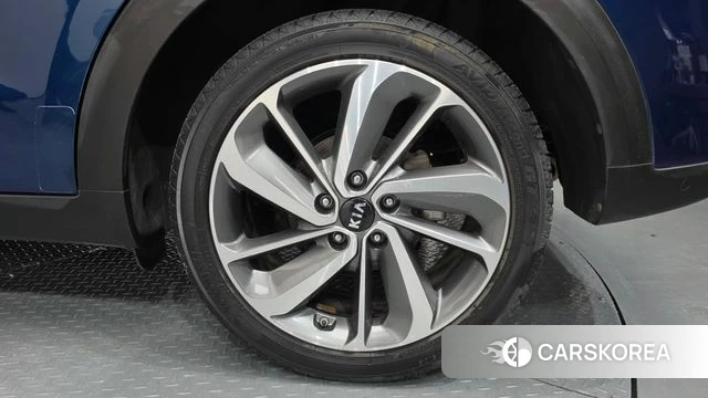 Kia Niro id 4684575 из Кореи 13