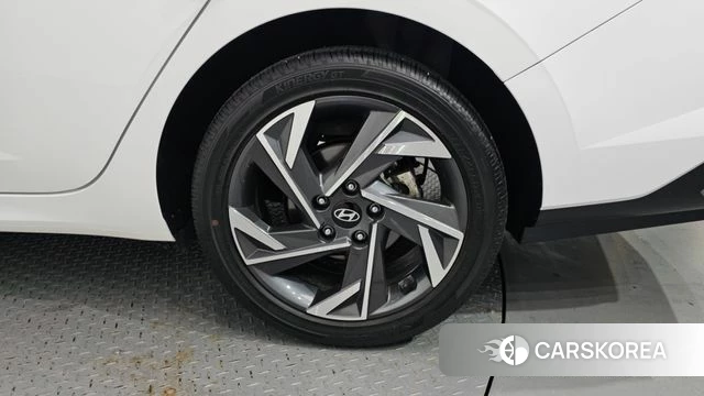 Hyundai The New Avante (CN7) id 4315635 из Кореи 13