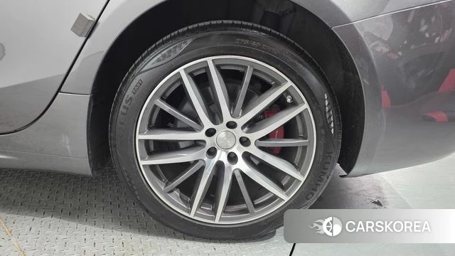Maserati Ghibli id 4232518 из Кореи 13