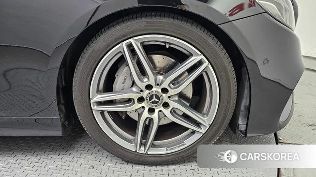 Mercedes-Benz E-Class W213 id 4496804 из Кореи 13