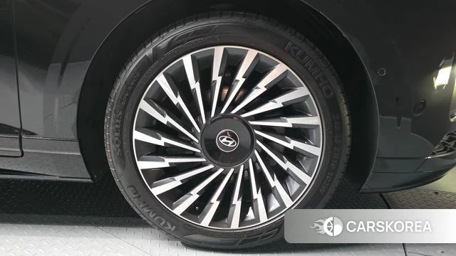 Hyundai Grandeur Hybrid (GN7) id 4488342 из Кореи 13