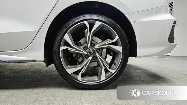 Audi A3 (8Y) id 4266702 из Кореи 13