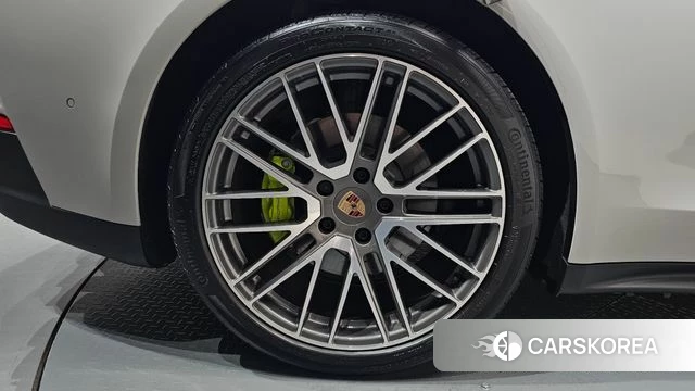 Porsche Panamera (976) id 4589960 из Кореи 13