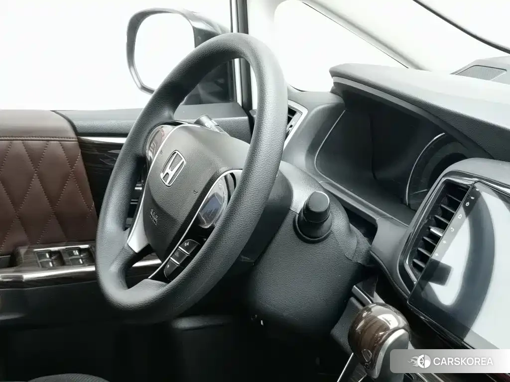 Honda Odyssey id 4576867 из Китая 13