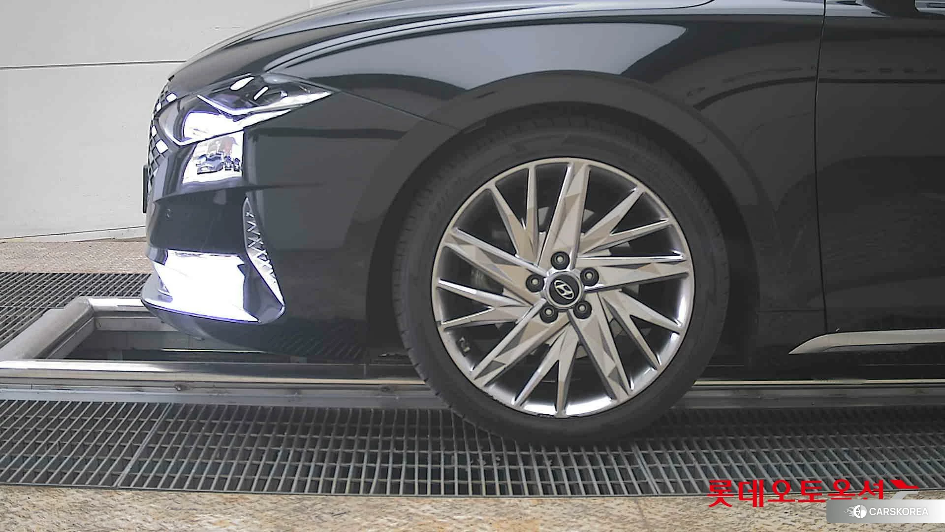 Hyundai Grandeur id 3881999 из Кореи 13