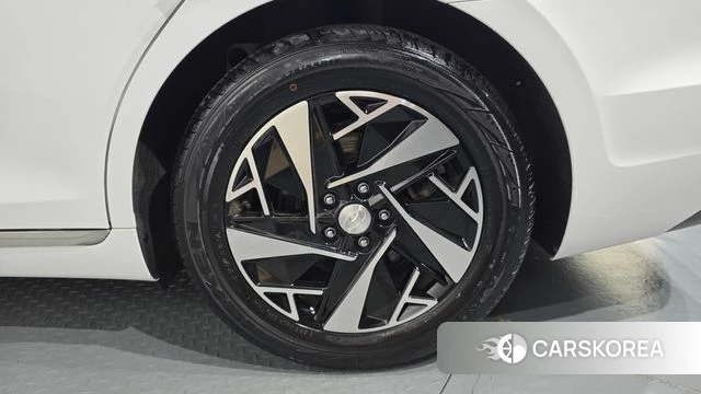 Hyundai The New Grandeur IG Hybrid id 4444322 из Кореи 13
