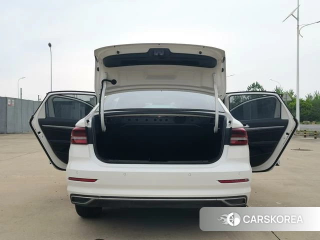 Volkswagen Lavida id 4258709 из Китая 13