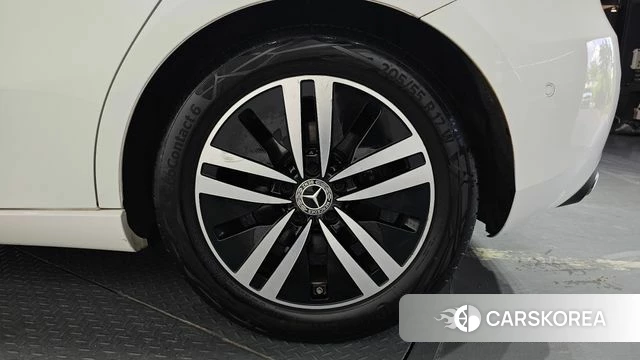 Mercedes-Benz A-Class W177 id 4445935 из Кореи 13