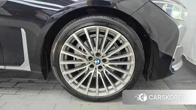 BMW 7 Series (G11) id 4519072 из Кореи 13