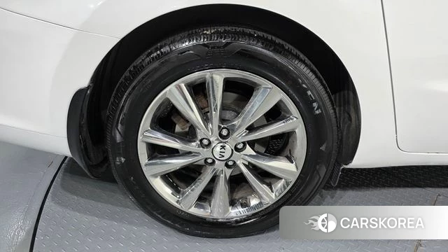 Kia The New Carnival id 4482687 из Кореи 13