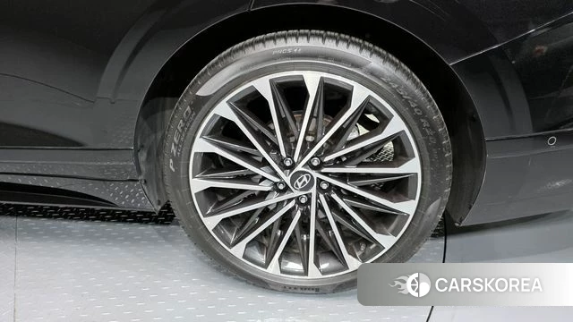 Hyundai Grandeur (GN7) id 4230332 из Кореи 13