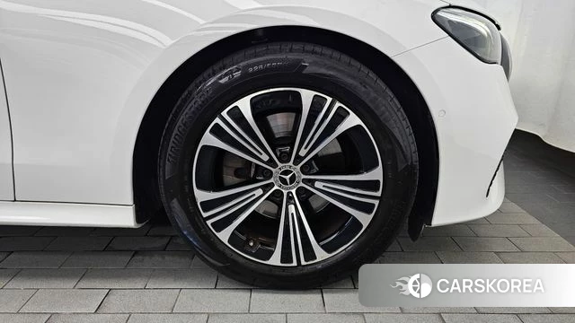 Mercedes-Benz E-Class W214 id 4762485 из Кореи 13