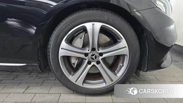 Mercedes-Benz E-Class W213 id 4568270 из Кореи 13