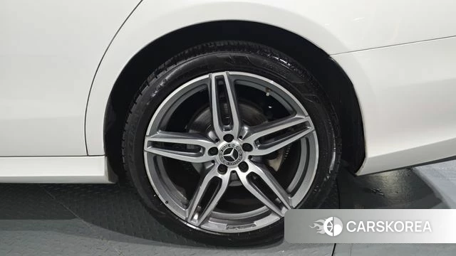 Mercedes-Benz E-Class W213 id 4632630 из Кореи 13