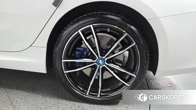 BMW 3 Series (G20) id 4292588 из Кореи 13