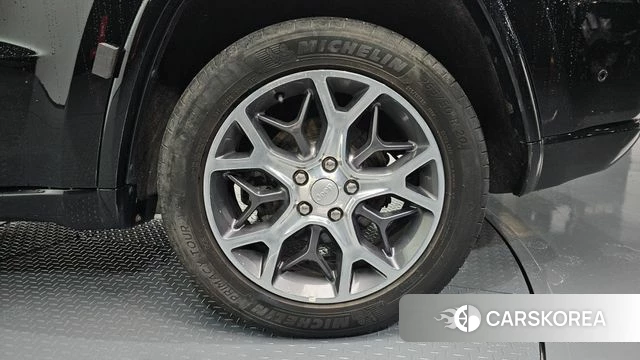 Jeep Grand Cherokee id 4490857 из Кореи 13