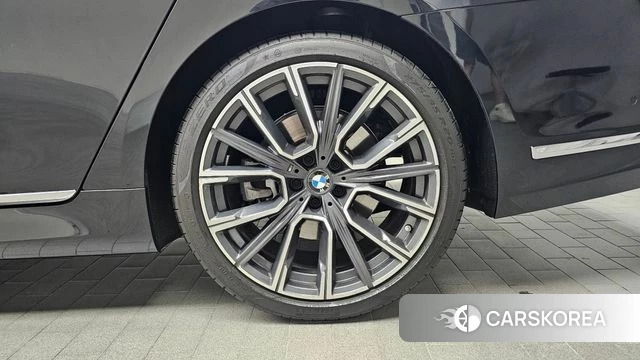 BMW 7 Series (G11) id 4624196 из Кореи 13