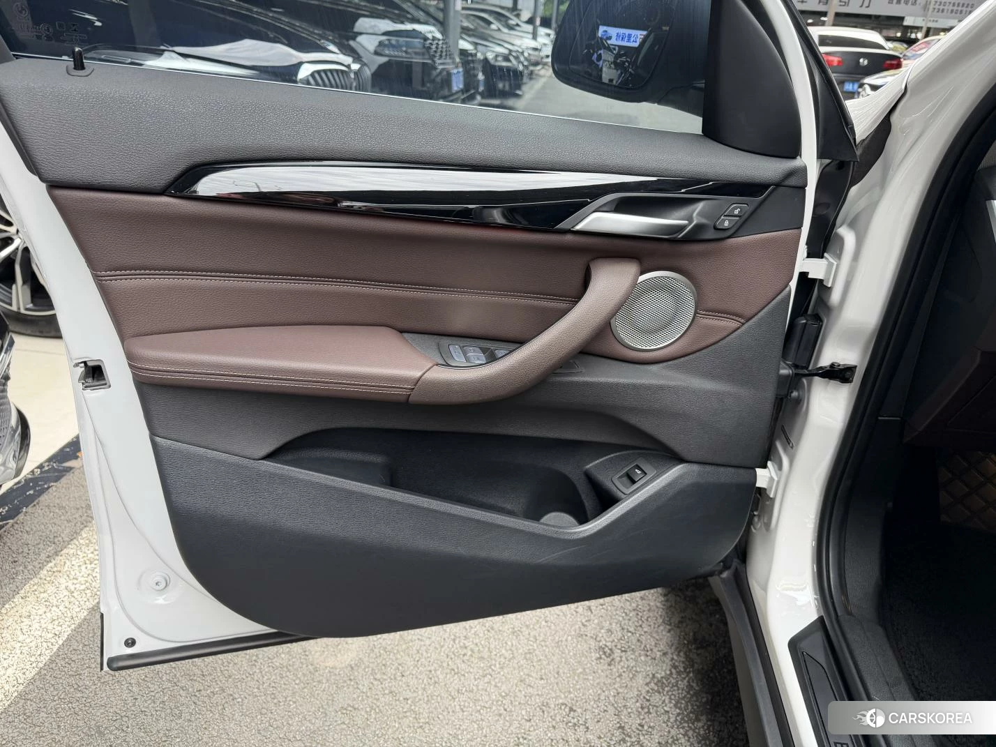 BMW X1 id 4487144 из Китая 13
