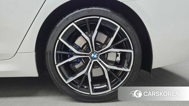 BMW 5 Series (G30) id 4693341 из Кореи 13