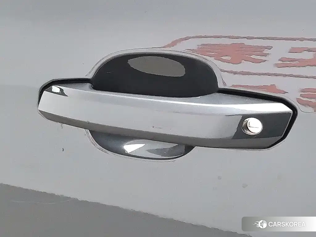 Audi A4L id 4628387 из Китая 13