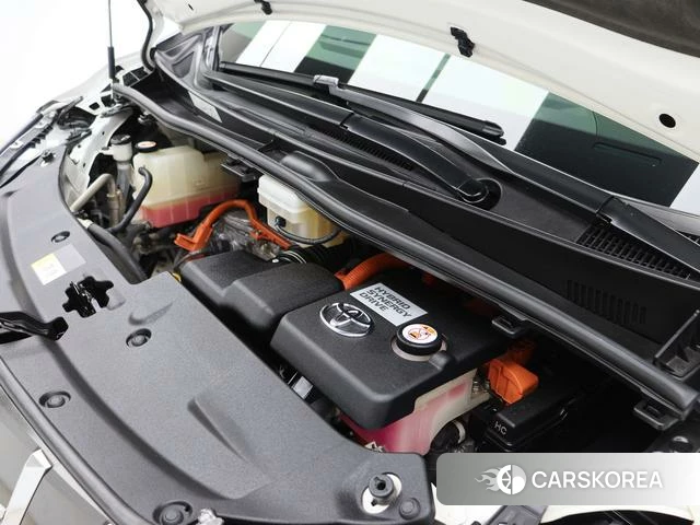 Toyota Elfa id 4299816 из Китая 13