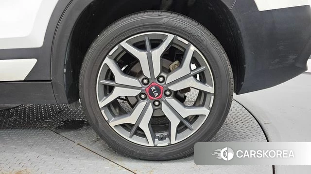 Kia Seltos id 4779958 из Кореи 13