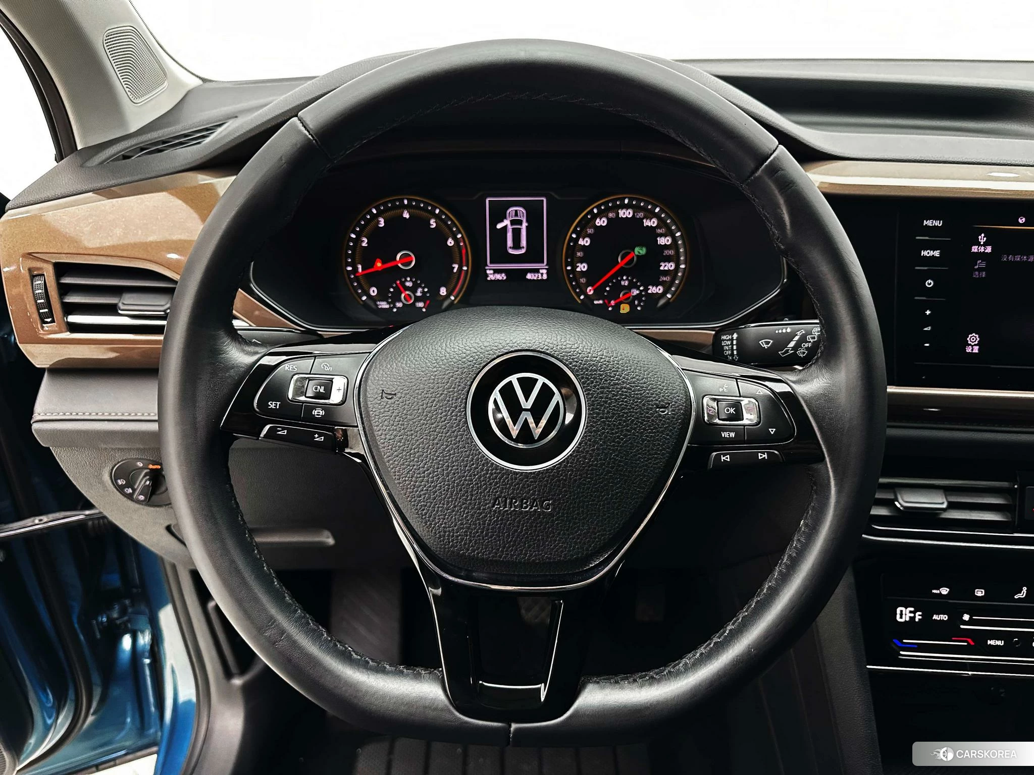 Volkswagen Tuyue id 4455348 из Китая 13