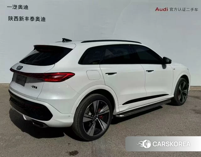 Audi Q5L id 4205717 из Китая 13