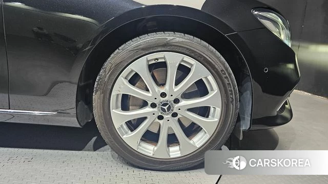 Mercedes-Benz E-Class W213 id 4760162 из Кореи 13