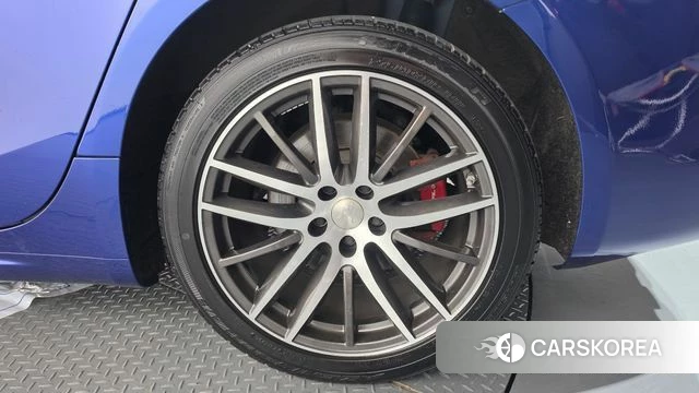 Maserati Ghibli id 4781116 из Кореи 13
