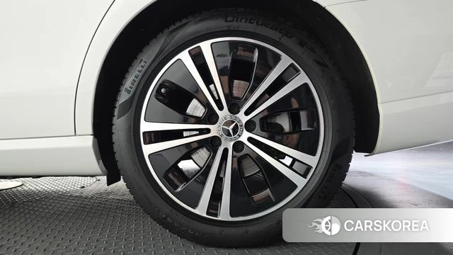 Mercedes-Benz E-Class W213 id 4567654 из Кореи 13