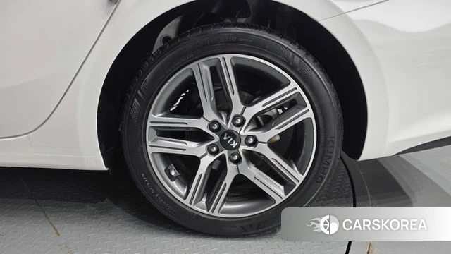 Kia Come New K3 id 4304586 из Кореи 13