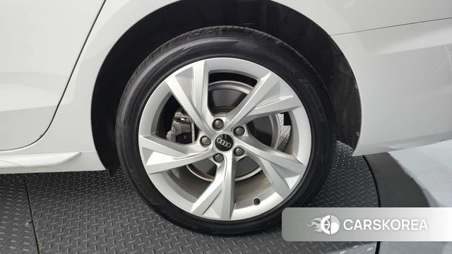 Audi A4 (B9) id 4396242 из Кореи 13