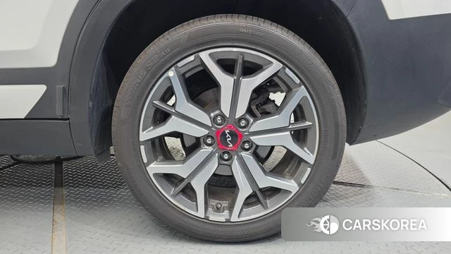 Kia Seltos id 4433948 из Кореи 13