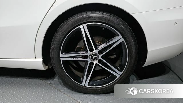 Mercedes-Benz A-Class W177 id 4402886 из Кореи 13